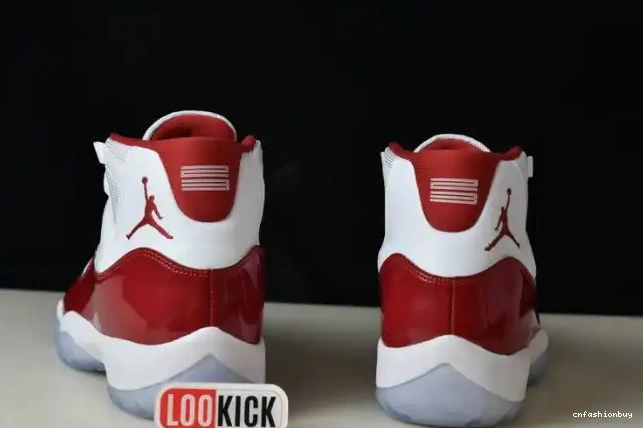 11 Cherry CT8012-116 Jordan Air 0530